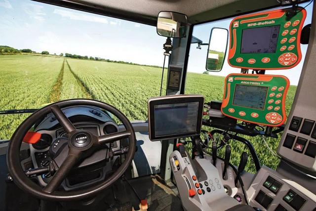 克拉斯公司还应用最新的农业信息科技和精准农业技术,生产和研发农用